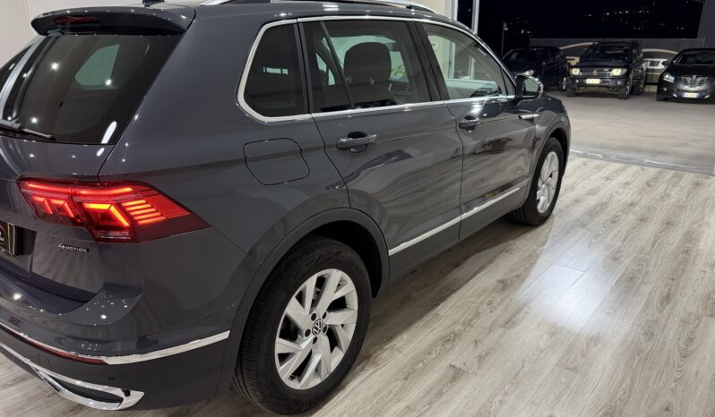 Volkswagen Tiguan 2.0 TDI 150 CV SCR DSG 4MOTION Elegance Tetto Open Sky pieno