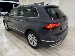 Volkswagen Tiguan 2.0 TDI 150 CV SCR DSG 4MOTION Elegance Tetto Open Sky pieno