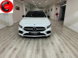 Mercedes-Benz A 180d Premium AMG pieno