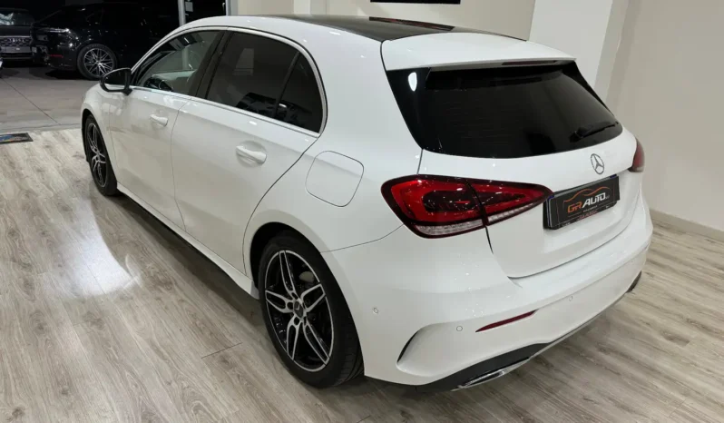 Mercedes-Benz A 180d Premium AMG pieno