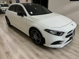 Mercedes-Benz A 180d Premium AMG pieno